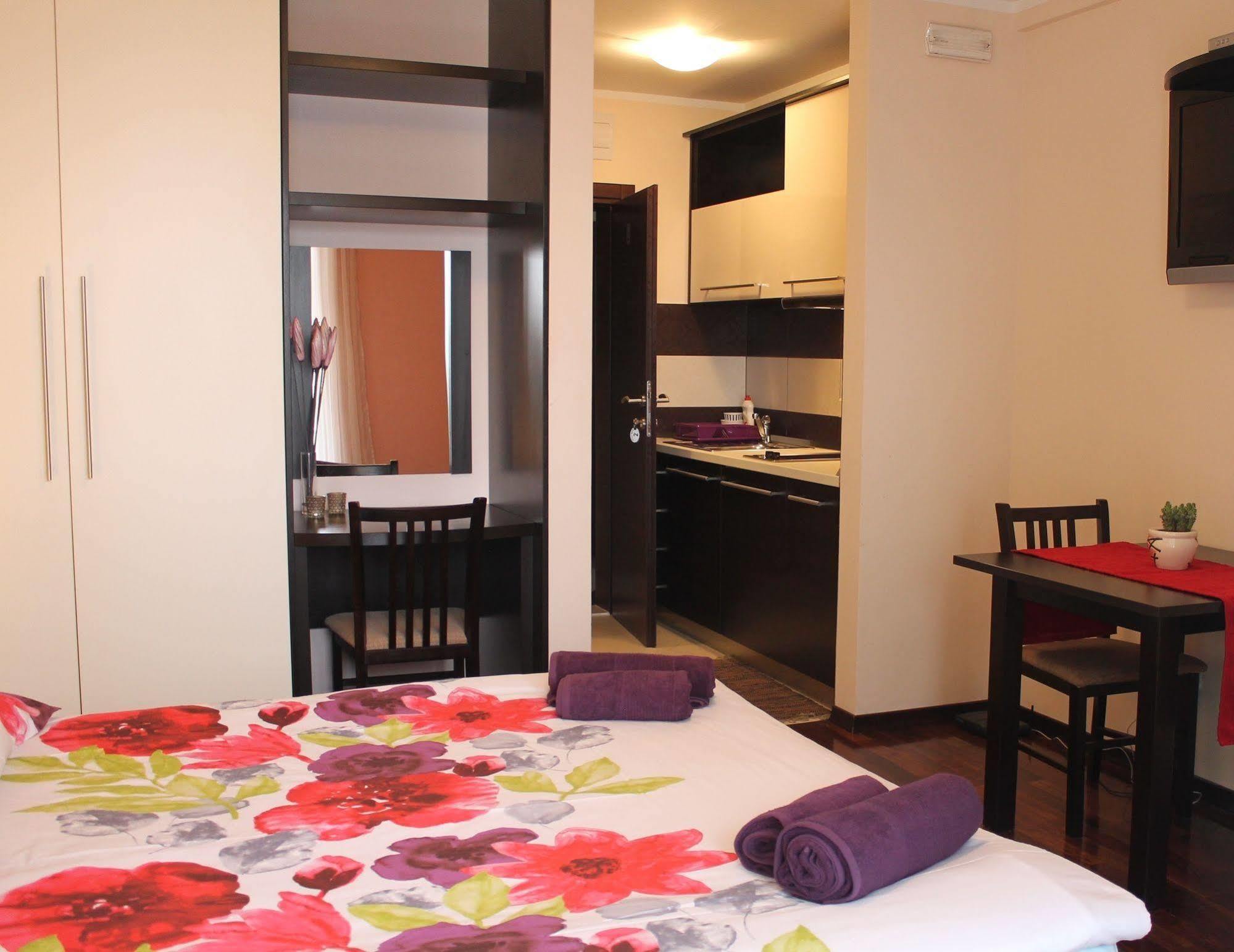 Apartments Logos ซัฟทัท ภายนอก รูปภาพ